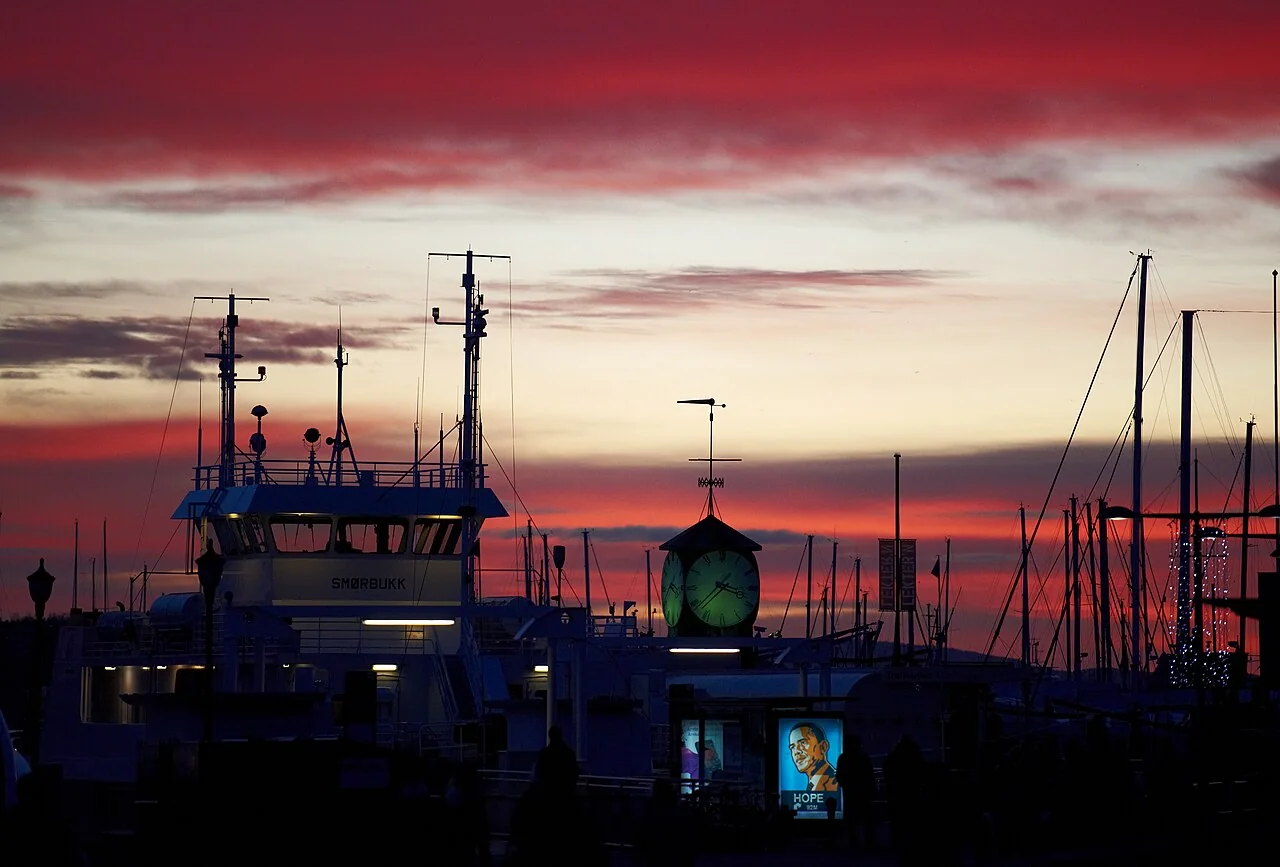 Oslo at sunset, 2009. Context photograph of the city where the study took place.