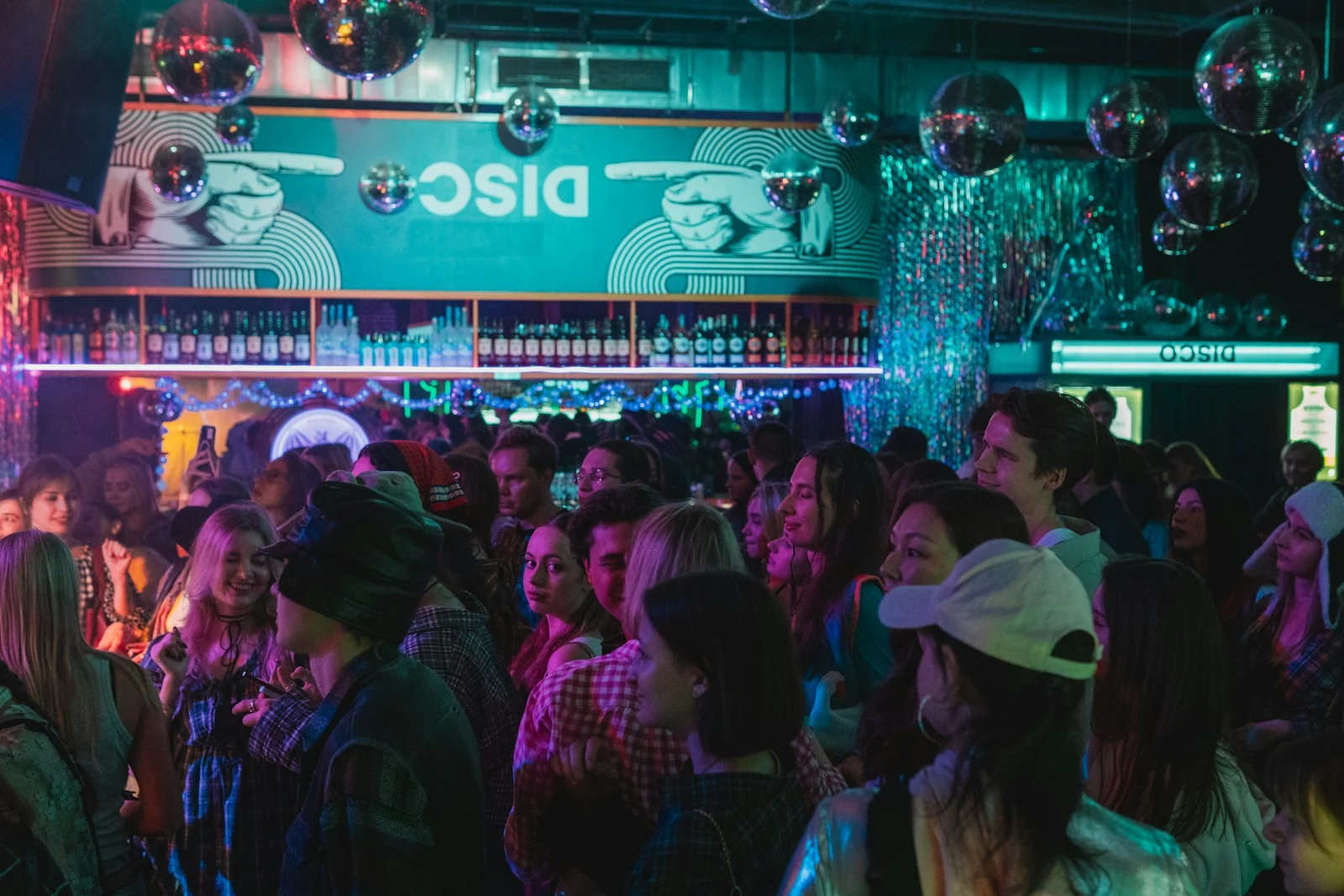 Nightclub atmosphere in an archive photograph. Context image: it does not show Rottweil’s Kraftwerk or those affected.